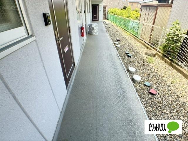 アビタシオンハラ エントランス