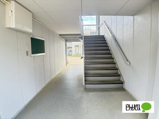 アビタシオンハラ エントランス