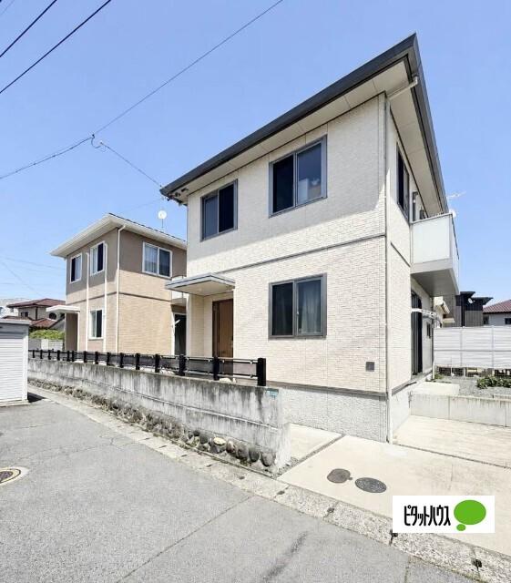 長野駅より徒歩13分 築9年3ヶ月 2階建の賃貸物件