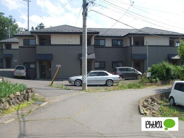 ハーベスト殿城 駐車場