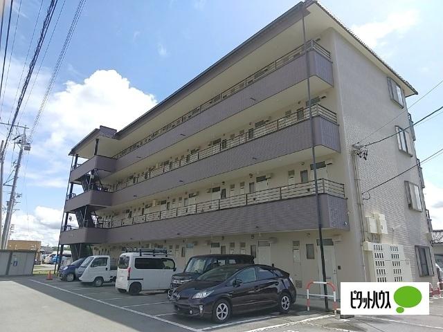 メゾンセシボン東部 駐車場