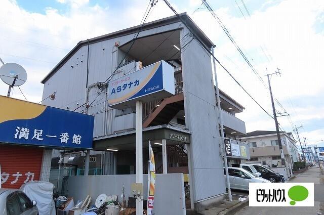 メゾーネＤＥＬＦＩ 駐車場