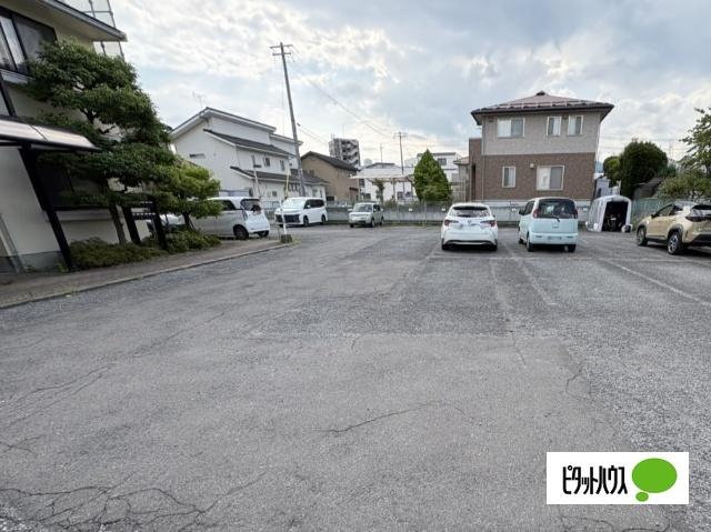 北条グリーンヒルズ　A棟 駐車場