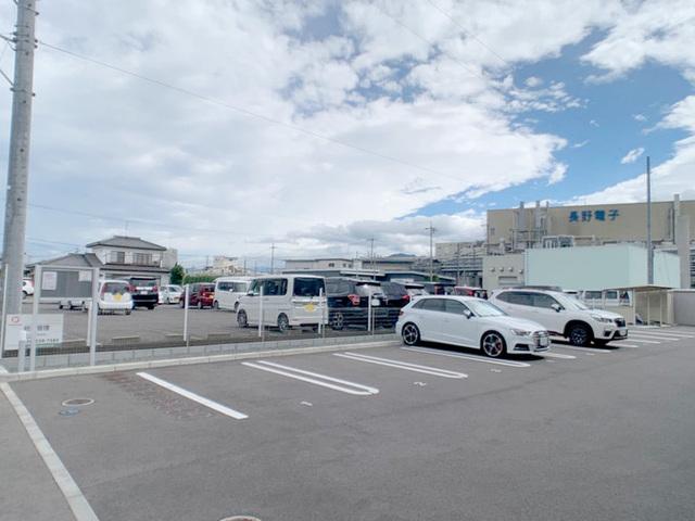 Ｊ-Ｒｏｏｍ☆妃　弐番館（103） 駐車場