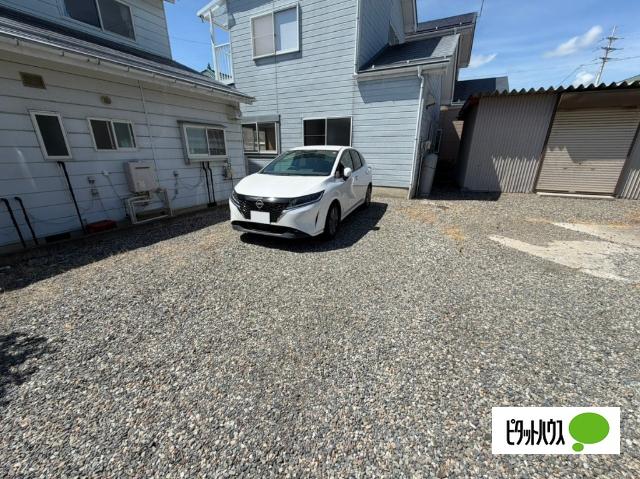 長野市吉田一戸建 駐車場