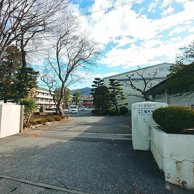 松本市立旭町中学校：1401m