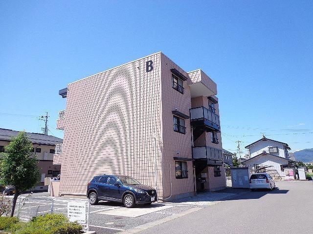 ハイカムール岡田　Ｂ棟 物件画像