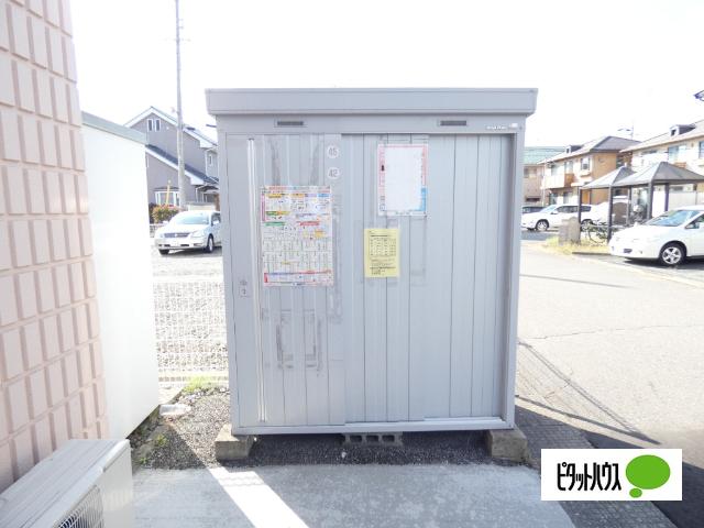 ハイカムール岡田　Ｂ棟 物件画像
