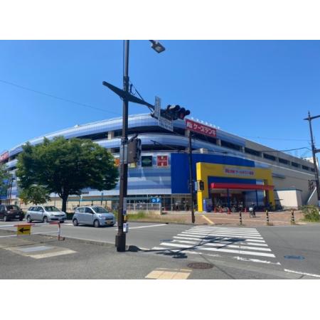 ケーズタウン若里：842m