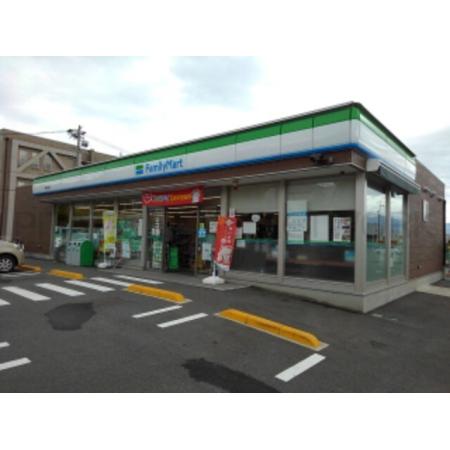 ファミリーマート長野東通り店：586m
