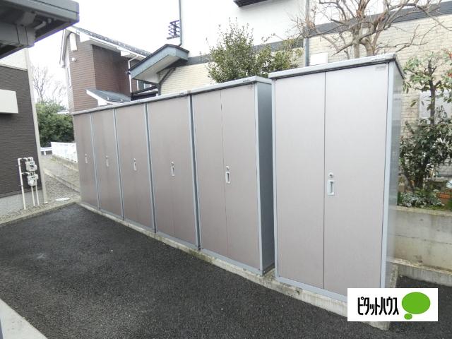 プロヌーブ高田A 物件画像