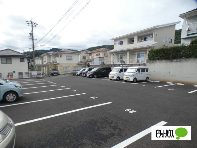 ルミエール三登　Ｃ棟 物件画像