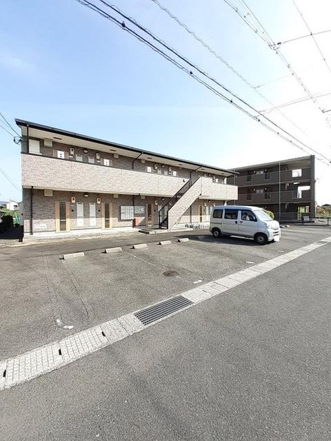 カサデルソール（105） 駐車場