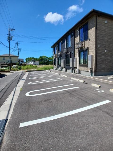 ラーゴム　Ⅰ（103） 駐車場