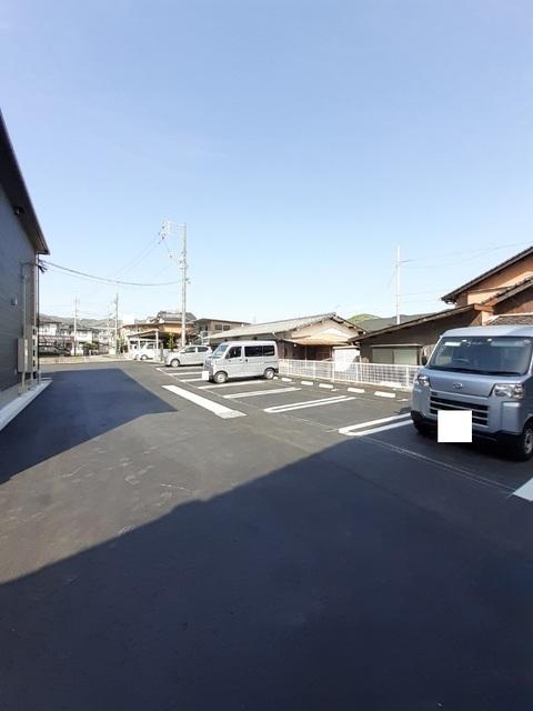 鈴蘭館（103） 駐車場
