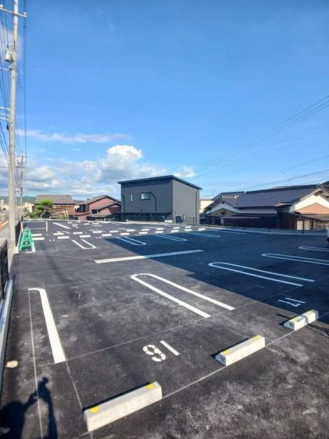 グリーンガーデン（102） 駐車場