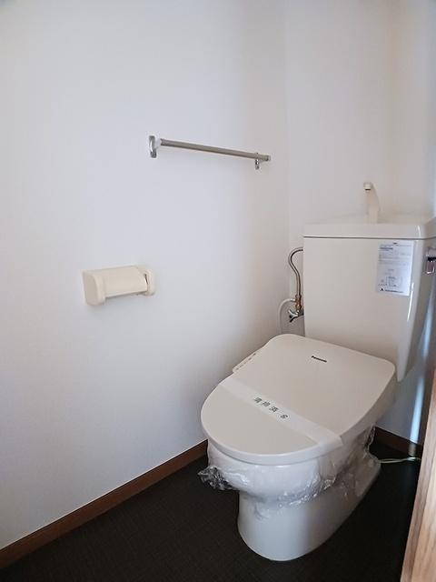 Ｖｉｌｌａ．フォンテーヌＢ（102） トイレ