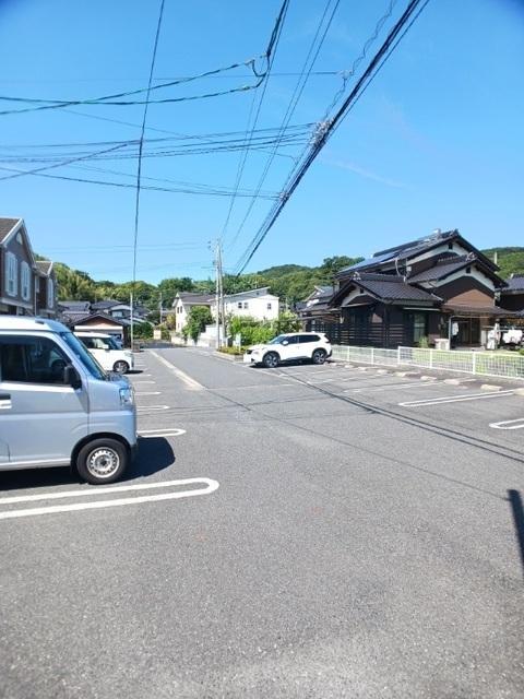 ベル・アルカンシェルＢ（203） 駐車場