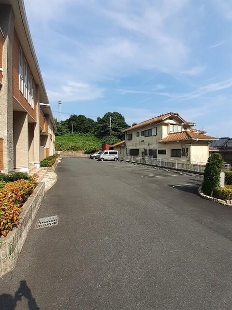Ｅ’ｓ　Ｇａｒｄｅｎ　Ｂ（103） 駐車場