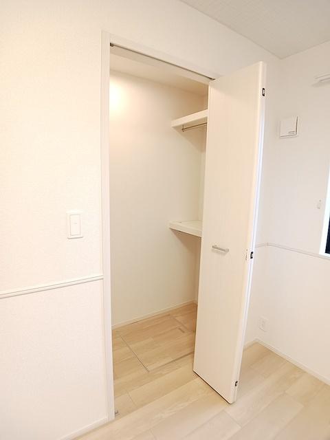 セリーンガーデン　Ⅰ（103） 収納