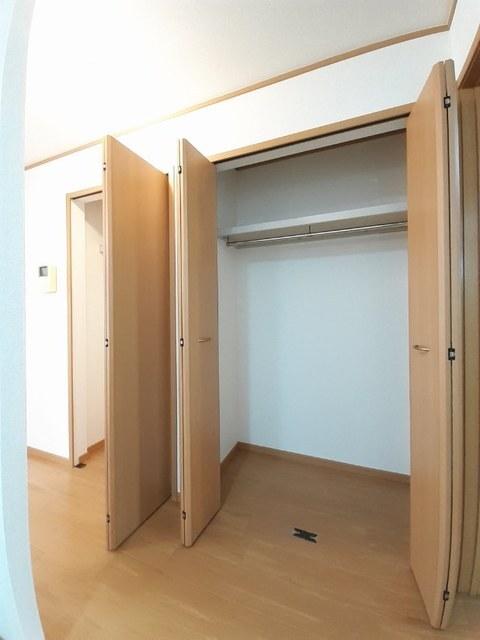 アルフローラ（102） 収納