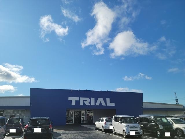 トライアル周南店：900m