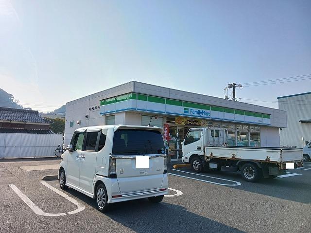 ファミリーマート周南栗屋店：550m