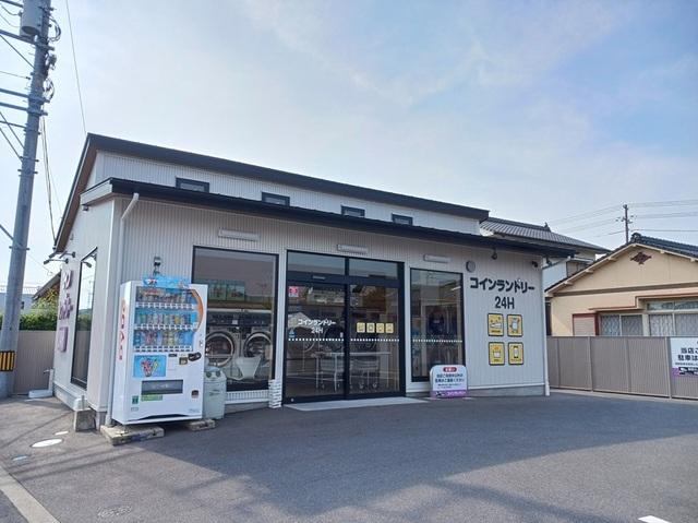 コインランドリー花岡店：1000m