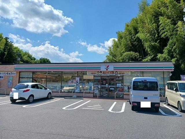 セブンイレブン周南呼坂店：280m
