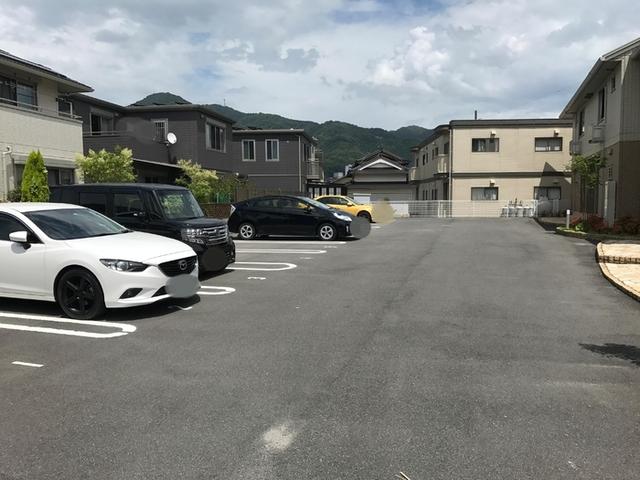 ラ・メール（103） 駐車場