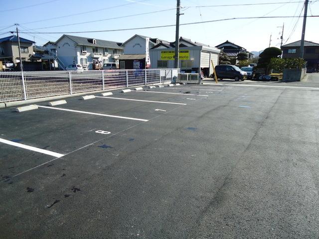 アプリコット潮音（103） 駐車場