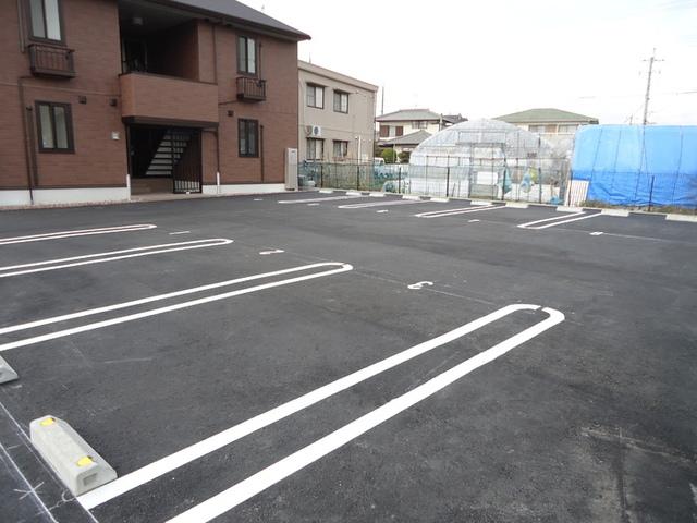 クラウン　ヒル　Ｄ（202） 駐車場