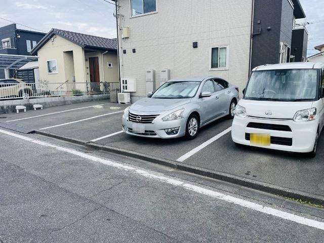メディオ下松（102） 駐車場