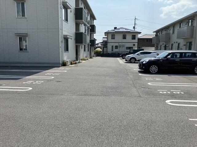 D-roomそら（101） 駐車場