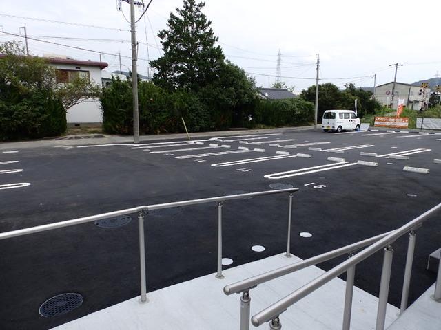D-room ふしみ（103） 駐車場