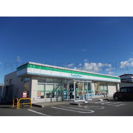 アンピーノⅢ 周辺環境写真3 ファミリーマート薬師堂店：778m