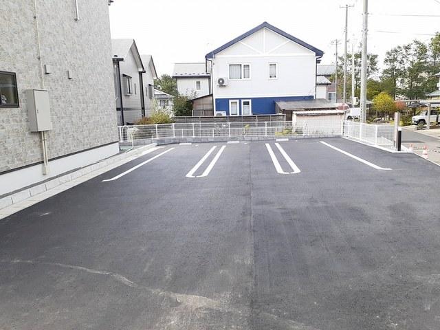 フェゼント（203） 駐車場
