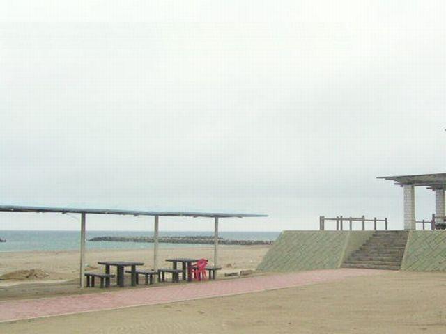 本荘マリーナ　海水浴場：1600m