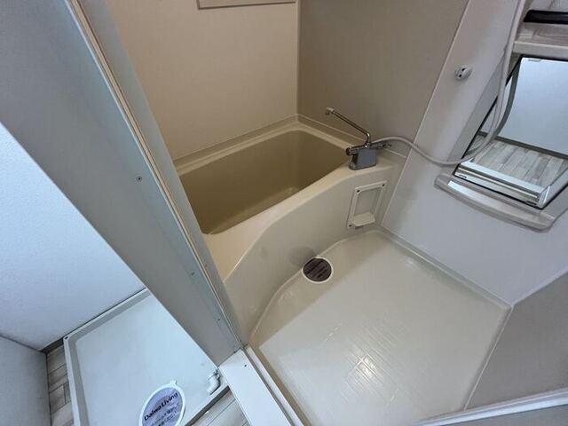 シャトレー･ワタナベ（102） 部屋画像