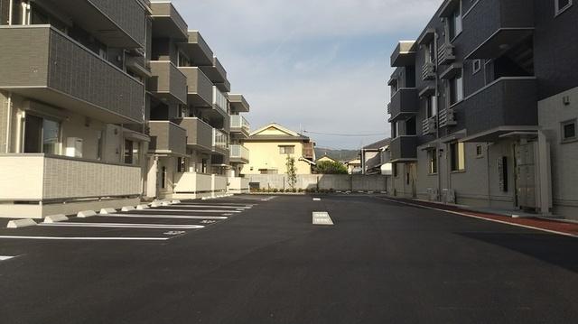 プレジデント持田　B棟（B106） エントランス