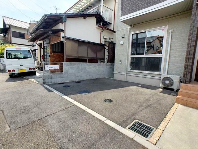 つつじレジデンス（101） 駐車場