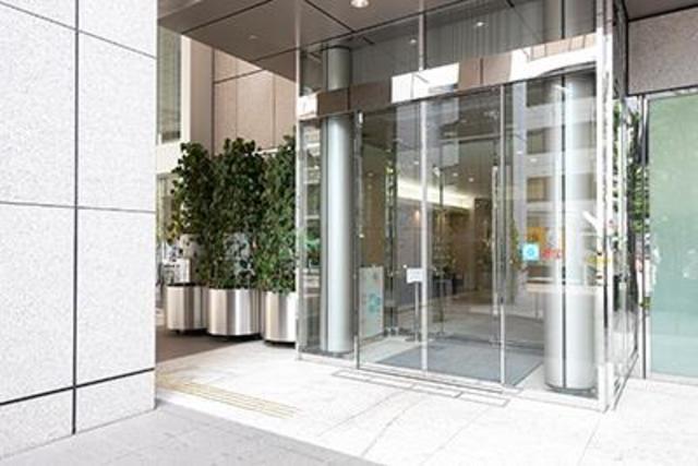 ＭＯＭＥＮＴＯ　ＳＨＩＯＤＯＭＥ（2006） エントランス