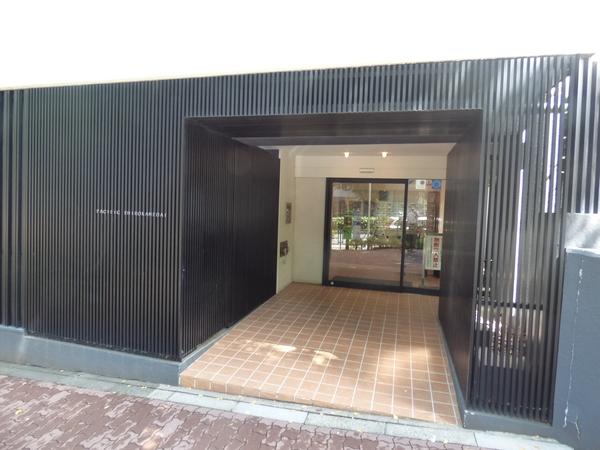 パシフィック白金台 エントランス