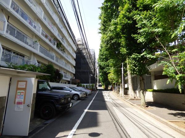 アイビハイツ三田 駐車場