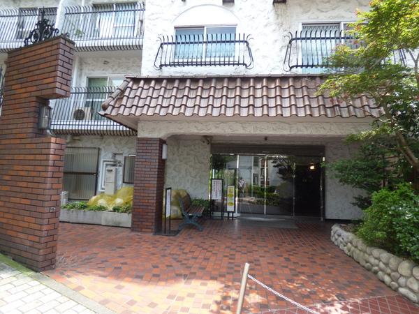 秀和第2三田綱町レジデンス エントランス