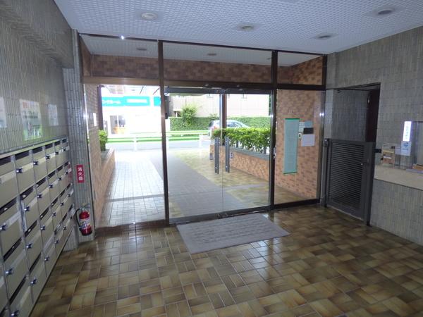 白金グランドハイツ ロビー