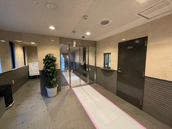 ライオンズステージ麻布 ロビー