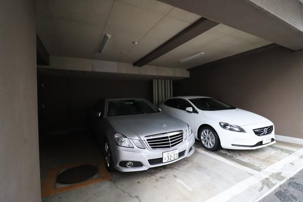 カインドステージ高輪台 駐車場