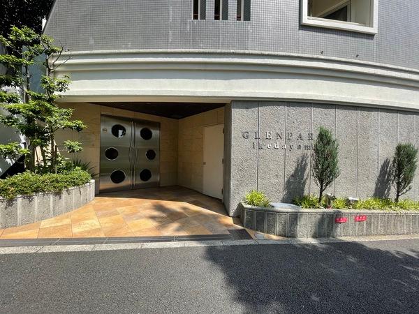 グレンパーク池田山 エントランス