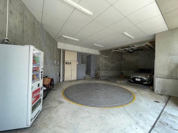 グレンパーク池田山 駐車場